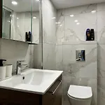 Cozy In Old Town, Walk To Everything - El Greco Apartman