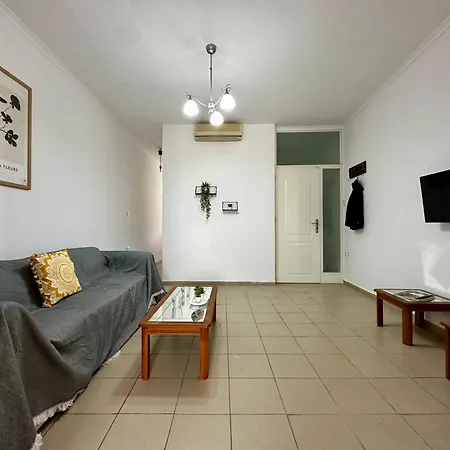 Cozy In Old Town, Walk To Everything Kos By