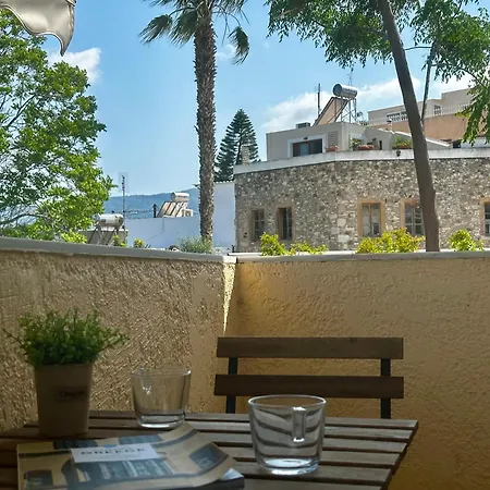 Cozy In Old Town, Walk To Everything Kos By