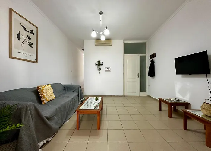 Cozy In Old Town, Walk To Everything Kos-Stadt