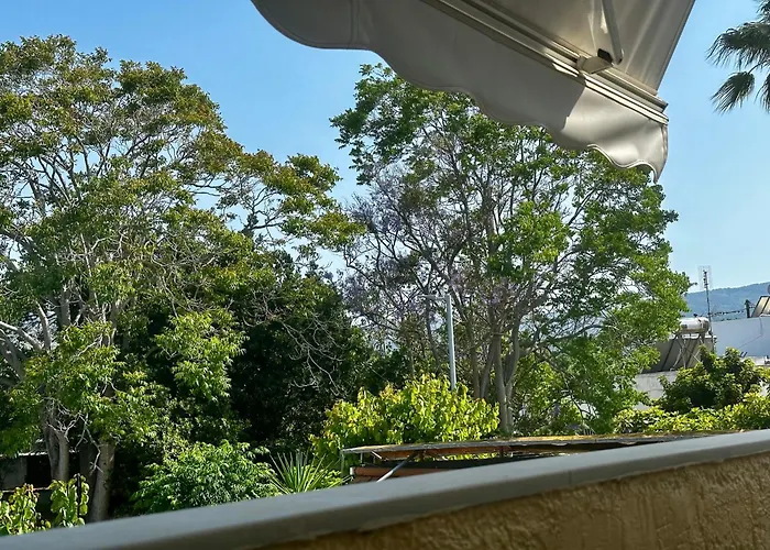 Apartment Cozy In Old Town, Walk To Everything Kos-Stadt